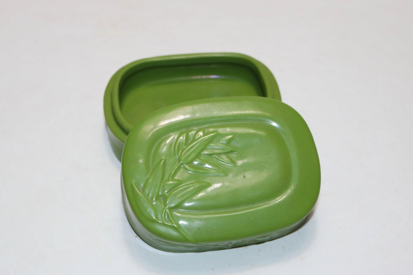 An Exquisite Green Glazed Bamboo Pattern Box - 4