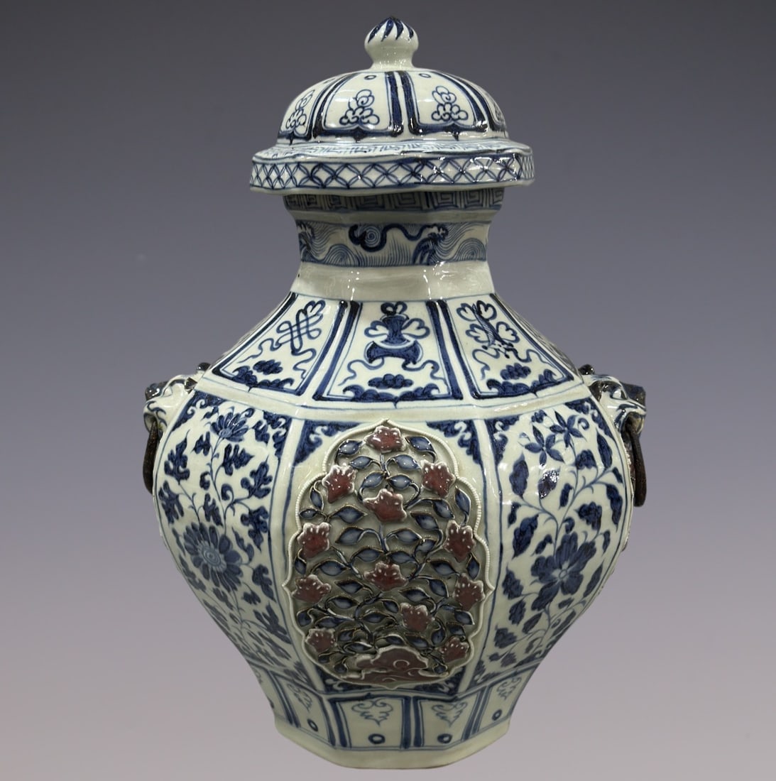 An Exquisite Blue and White Underglaze-Red Flower Pattern Double-Ears Jar: An Exquisite Blue and White Underglaze-Red Flower Pattern Double-Ears Jar Yuan Dynasty, China Size:18.5in青花釉里红捏花大罐 中国ࠠ