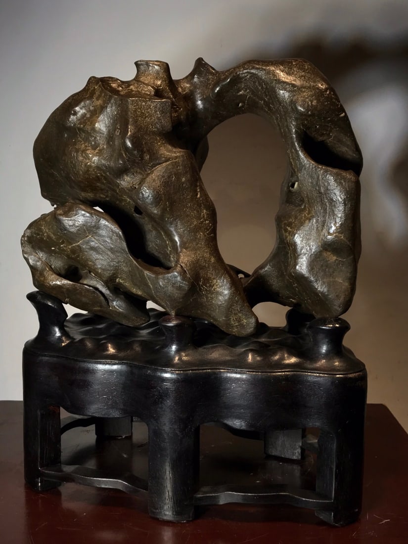 An Exquisite Taihu Stone Ornament - 6