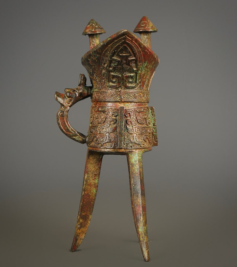 An Exquisite Bronze Beast-Face Pattern Goblet - 4