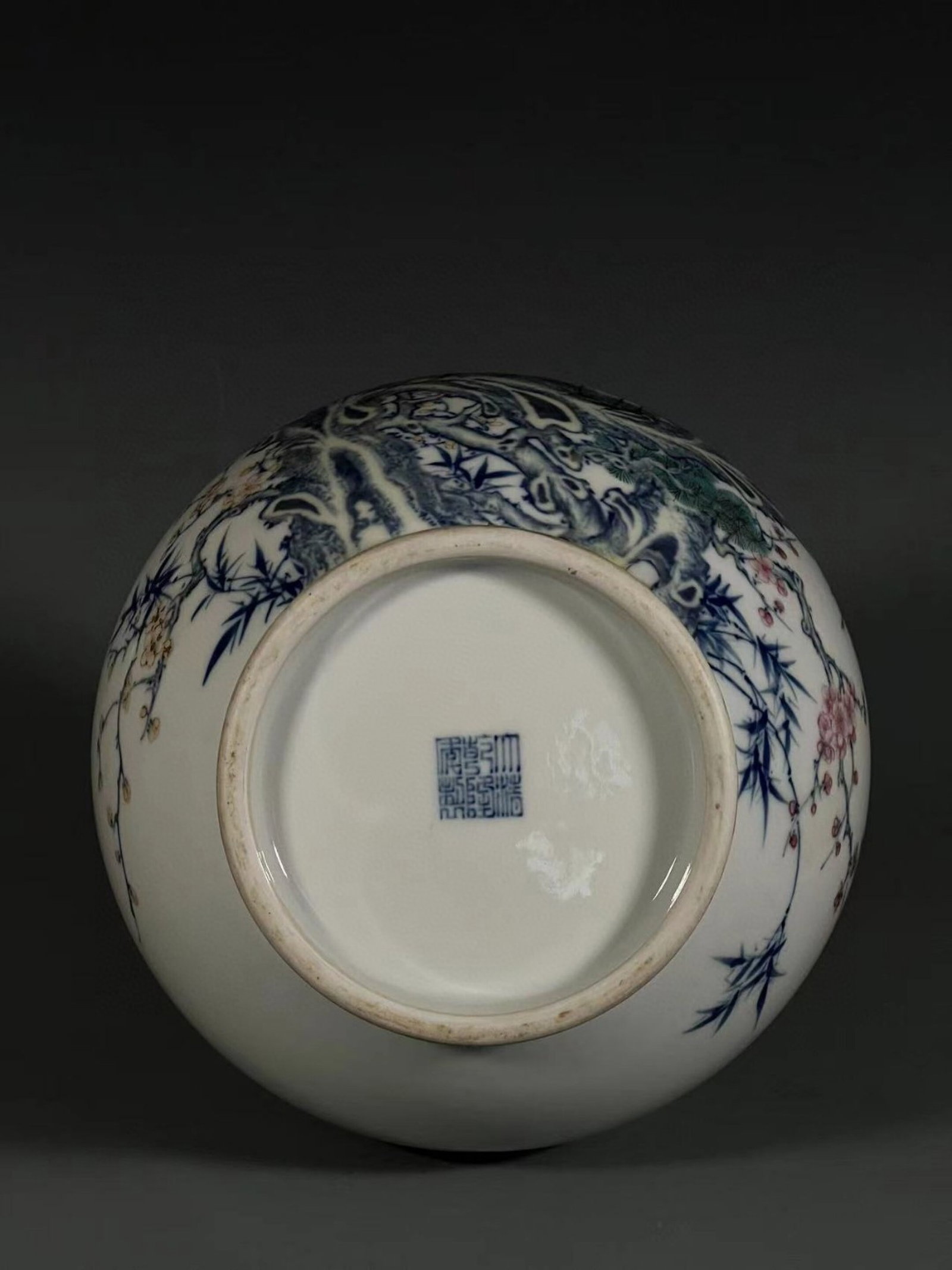 A Rare Doucai Pine and Crane Pattern Vase - 9