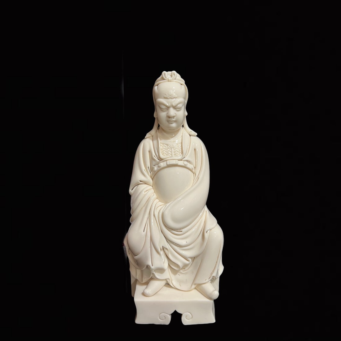 A Solemn Blance-De-Chine Statue of Figure: A Solemn Blance-De-Chine Statue of Figure,Ming Dynasty,China,He Chaozong Mark,Size:14.8in 德化瓷人物像,中国明代,何朝宗