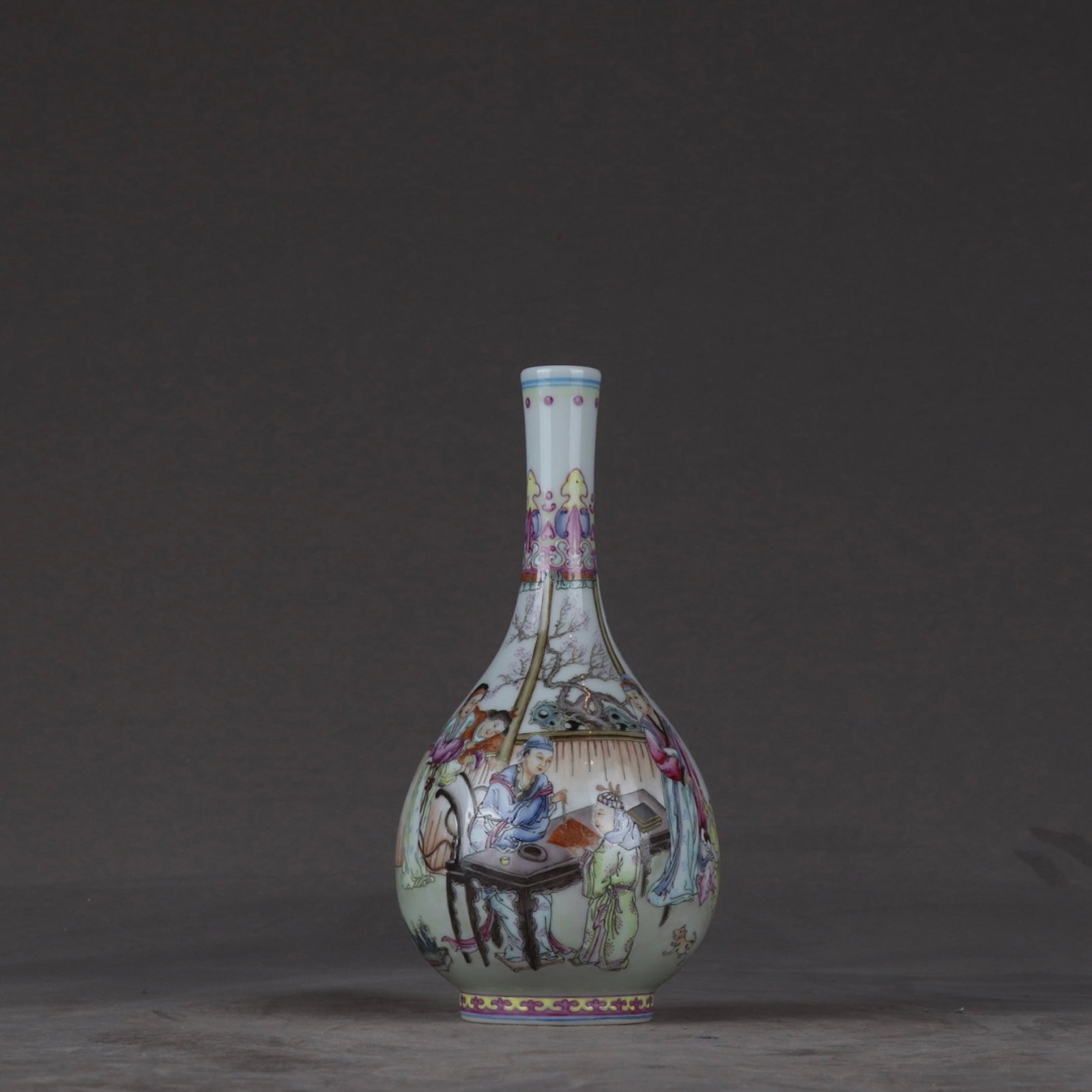 An Exquisite Enamel Character and Story Pattern Vase (1 of 9)