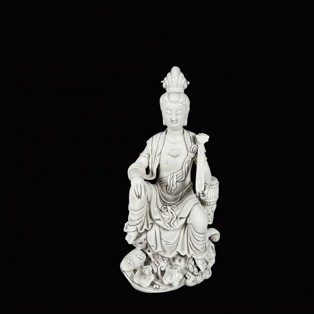 A Solemn Blance-De-Chine Statue of Avalokitesvara: A Solemn Blance-De-Chine Statue of Avalokitesvara,Ming Dynasty,China,He Chaozong Mark,Size:15.4in 德化瓷观音像,中国明代,何朝