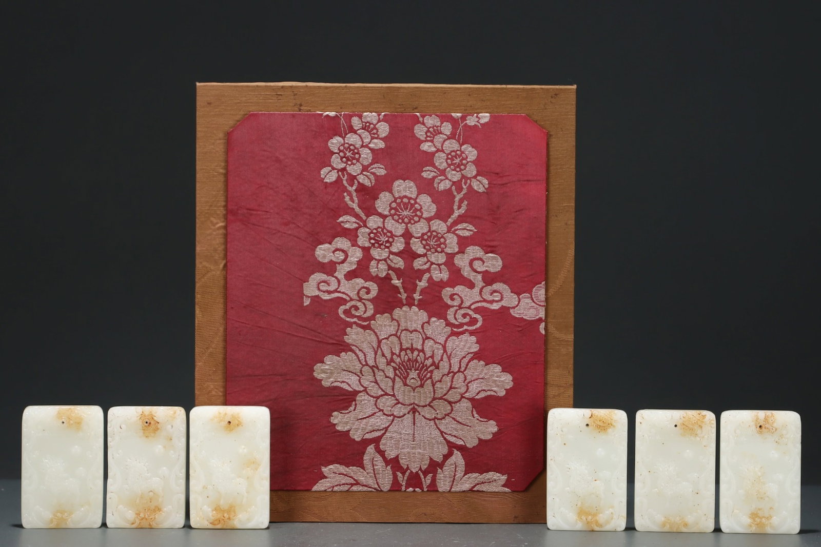 A Set of Fine White Jade Kylin Pattern Pendants: A Set of Fine White Jade Kylin Pattern Pendants,Qing Dynasty,China,Size:3.1inx2.1in 一套白玉麒麟纹牌,中国清代