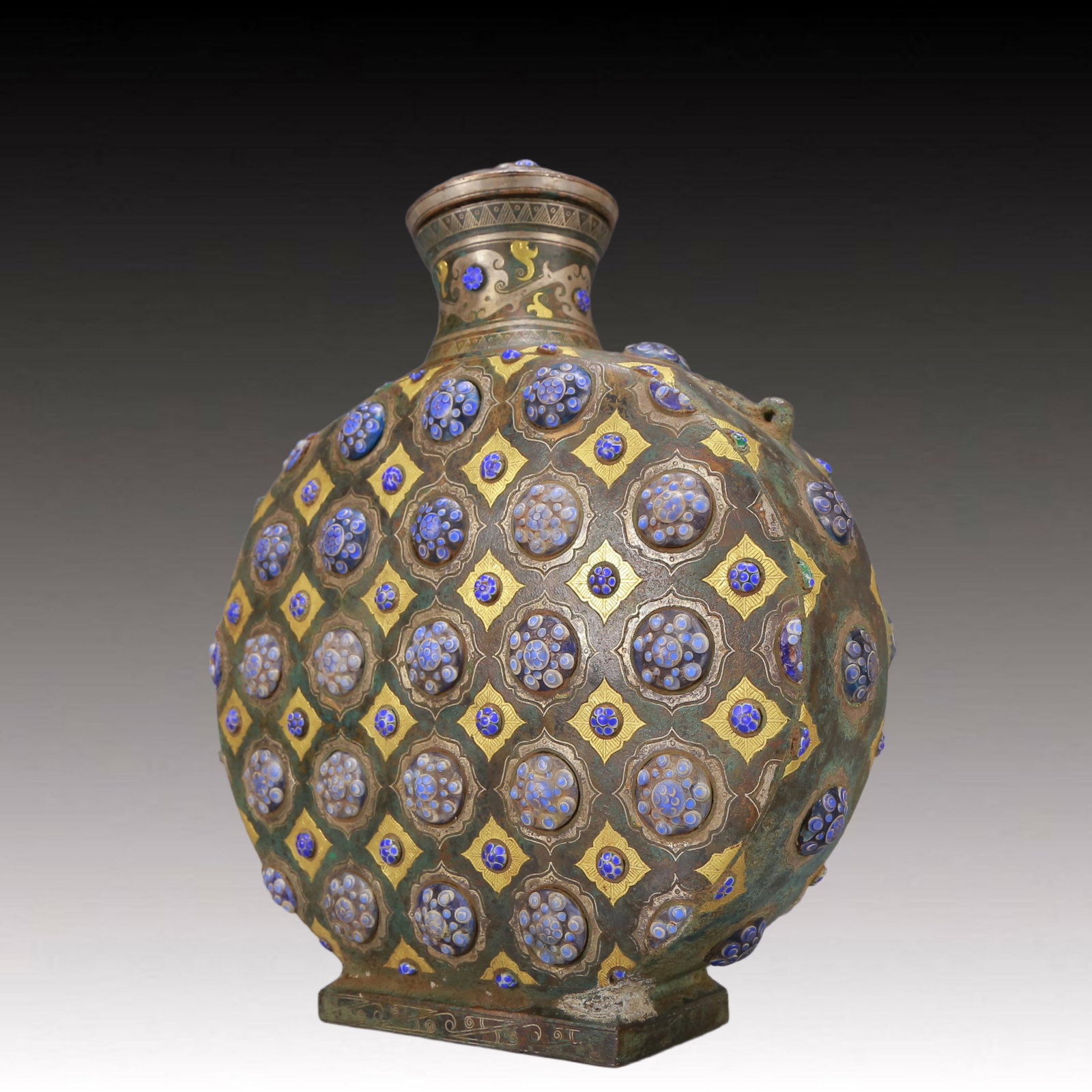 A Exquisite Gold and Silver-Inlaid Bronze Vase - 4