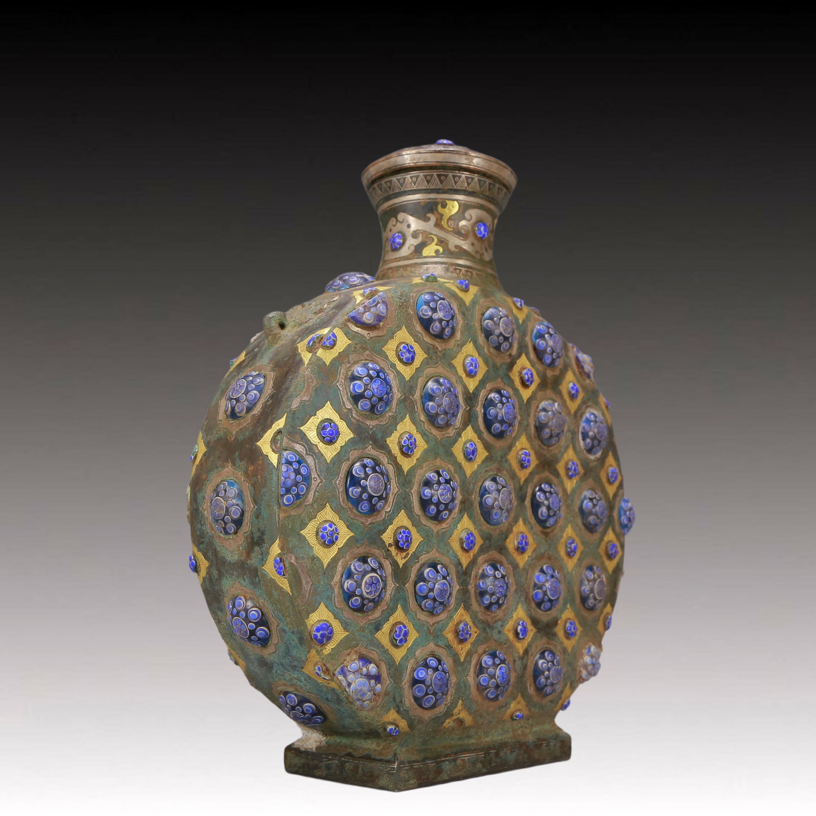 A Exquisite Gold and Silver-Inlaid Bronze Vase - 6