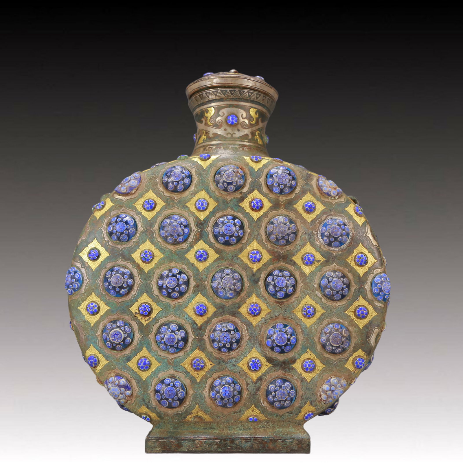 A Exquisite Gold and Silver-Inlaid Bronze Vase - 7