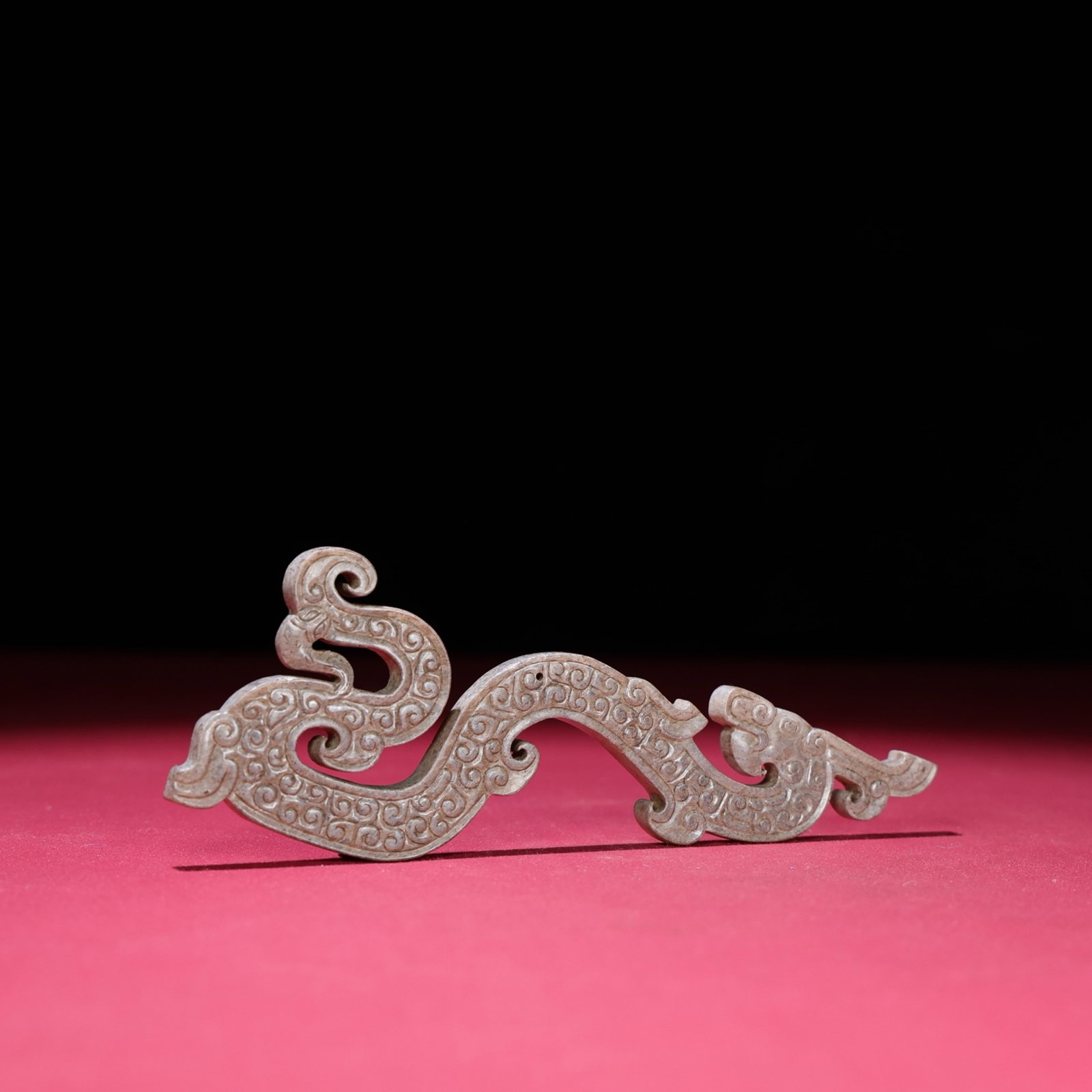 An Exquisite White Jade Dragon Pattern Pendant - 6