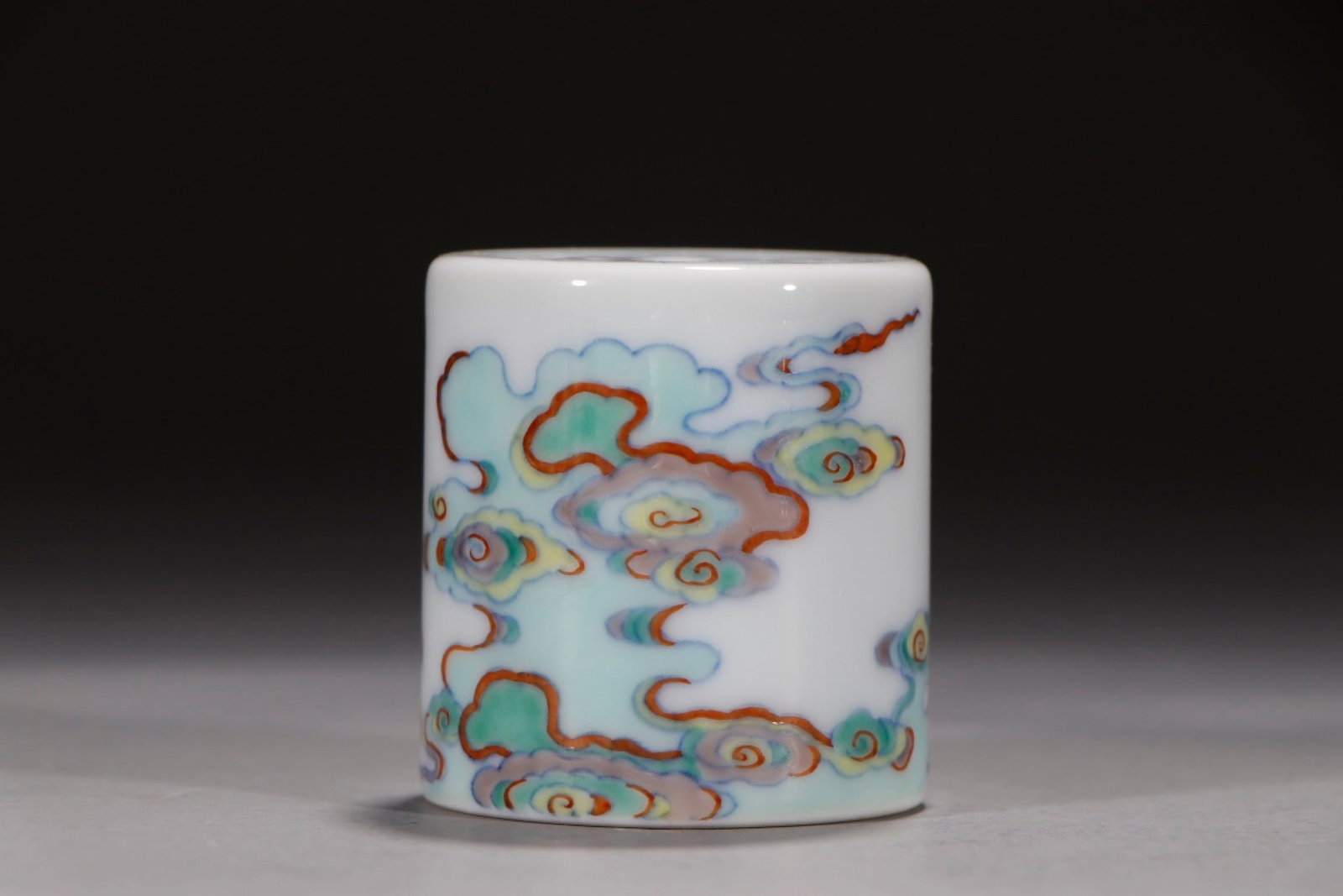 An Exquisite Doucai Auspicious Cloud Pattern Ornament (1 of 5)