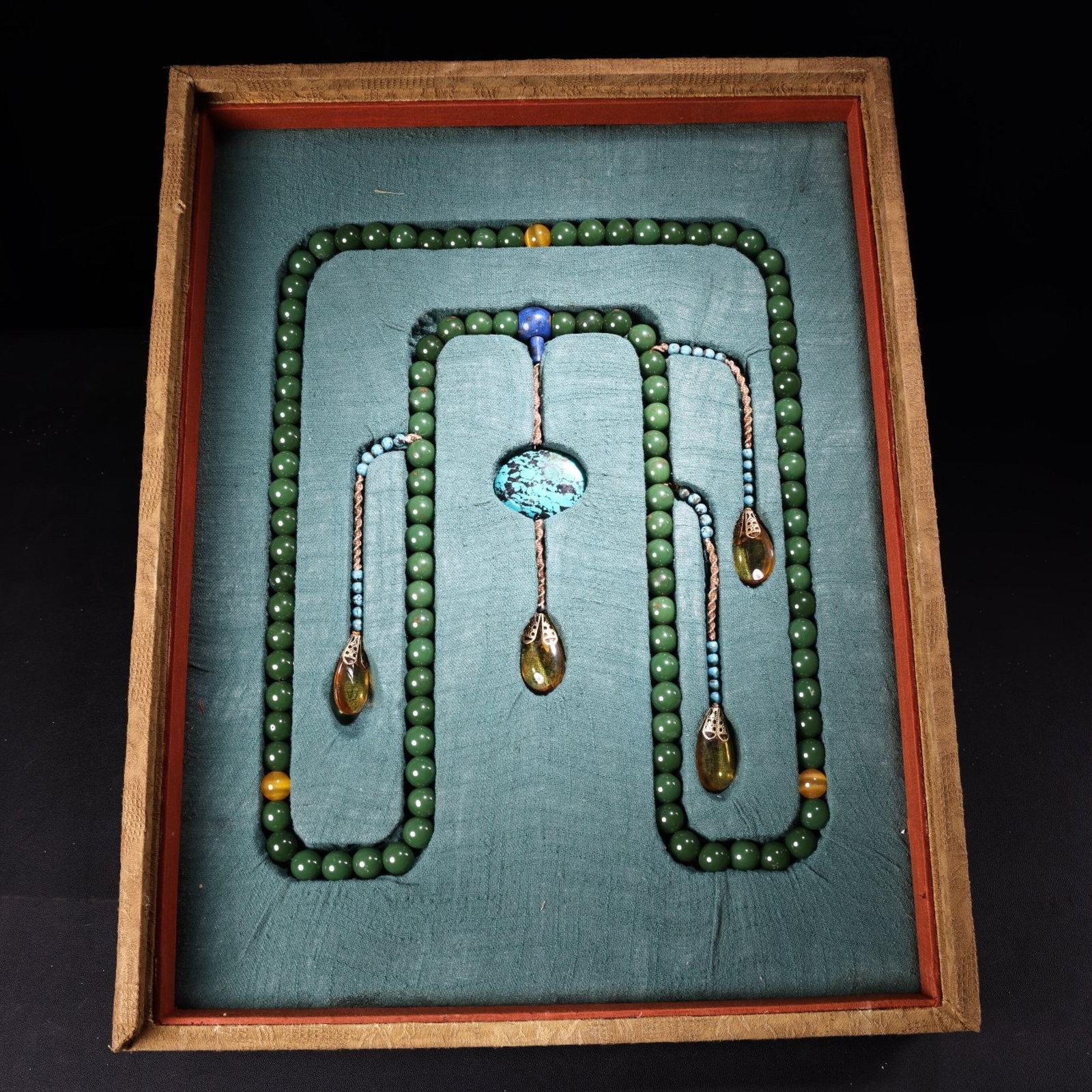 An Exquisite Jasper Inlaid Turquoise Pendant,With Box: An Exquisite Jasper Inlaid Turquoise Pendant,With Box,Qing Dynasty,China,Size:0.6in,Weight:450g