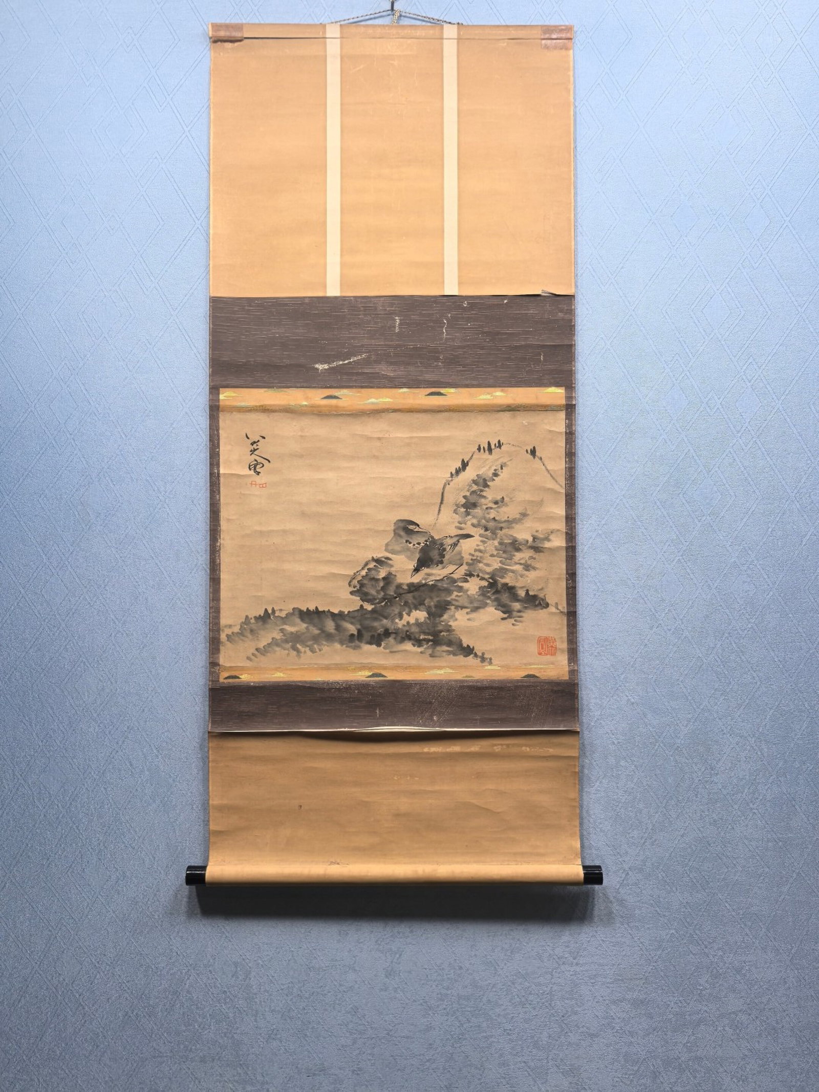 A Chinese Vertical Scroll Ink Painting of Flower and Bird on Paper: A Chinese Vertical Scroll Ink Painting of Flower and Bird on Paper,Bada Shanren,Size:22.8inx14.8in 一幅中国水墨花鸟画立轴,八