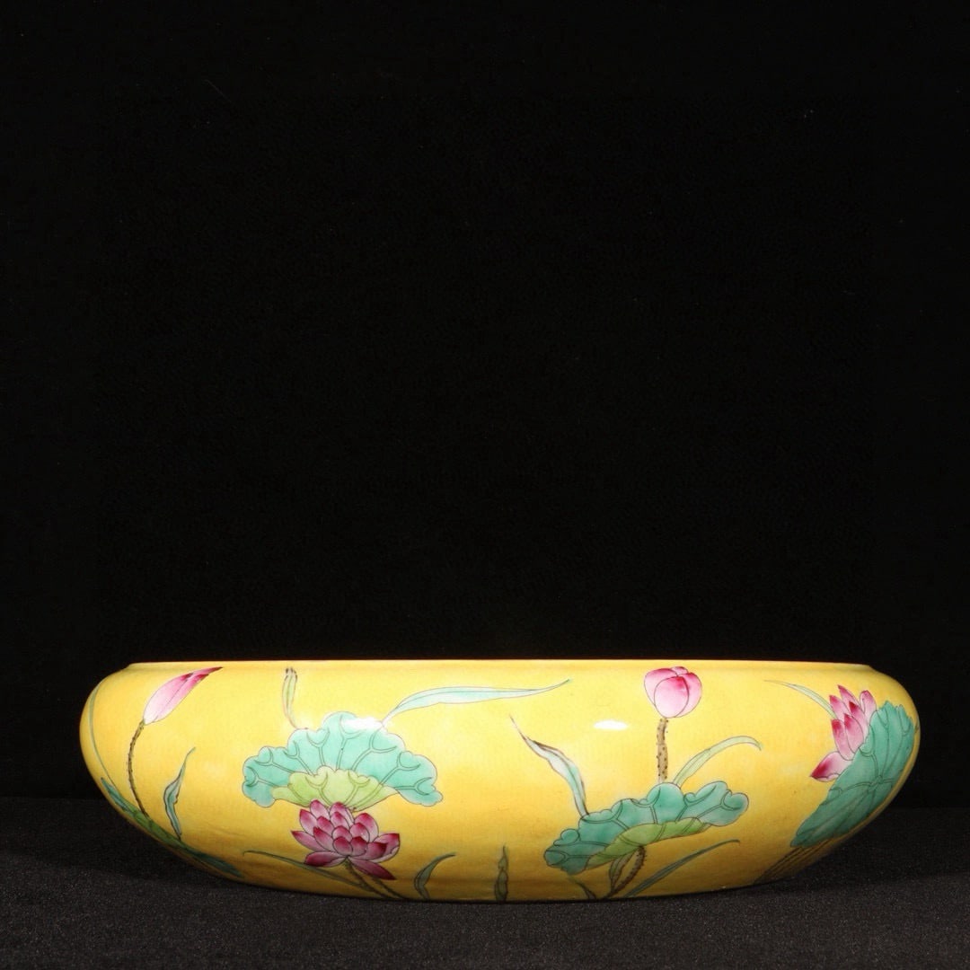 An Exquisite Enamel Lotus Pattern Brush Washer - 4