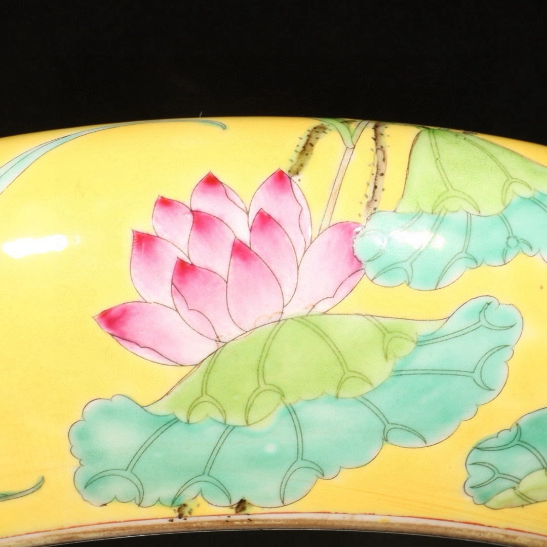 An Exquisite Enamel Lotus Pattern Brush Washer - 7