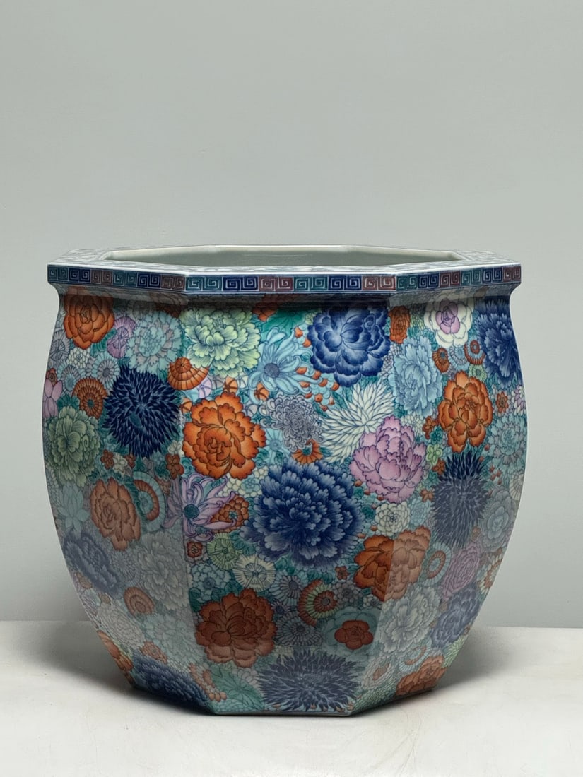 A Rare Doucai Flower Pattern Vat - 3