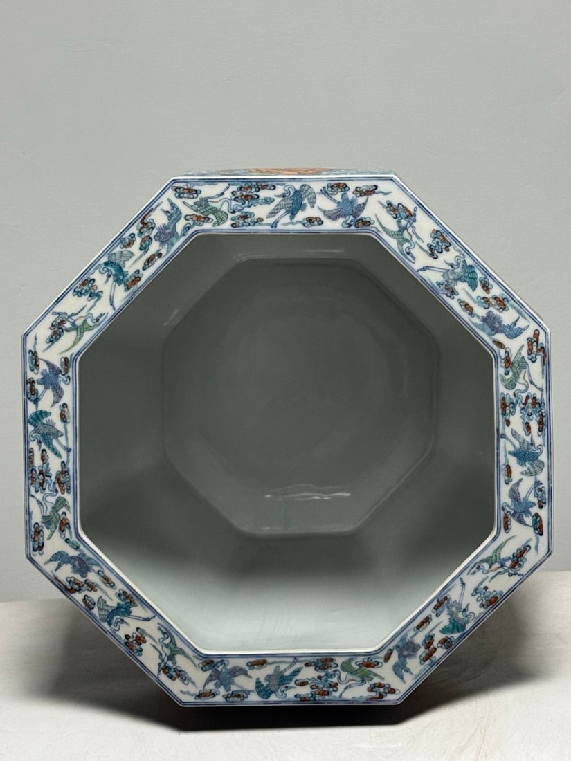A Rare Doucai Flower Pattern Vat - 8