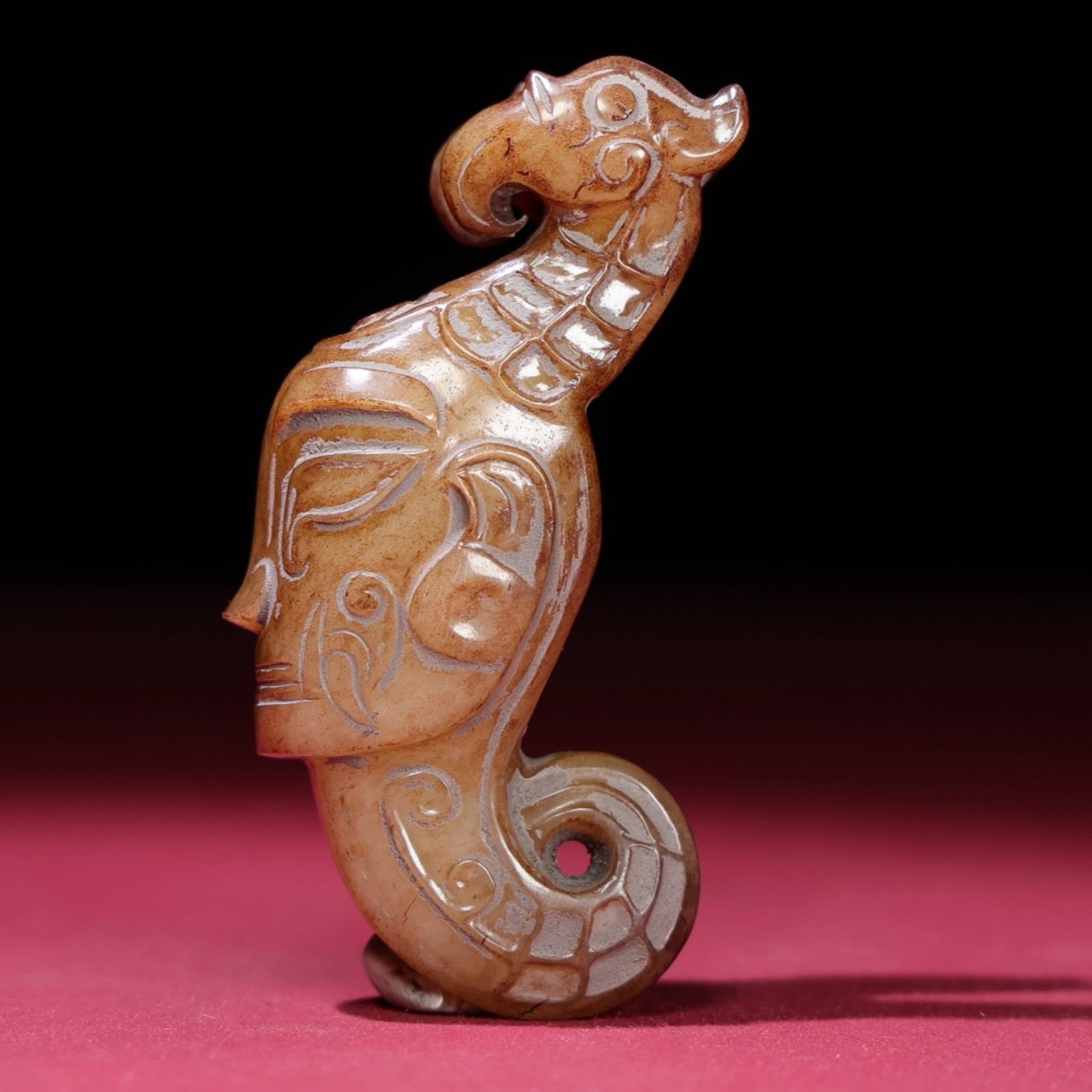 An Exquisite Archaic Jade Phoenix Ornament: An Exquisite Archaic Jade Phoenix Ornament,Ancient Time,China,Size:3.3inx1.9inx1in,Weight:104g 高古玉凤摆件,中国远古时期