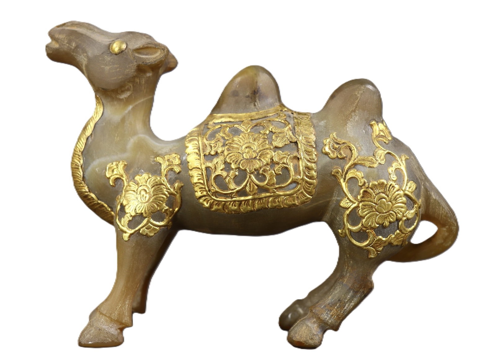 An Exquisite Agate Cover with Gold Flower Pattern Camel Ornament: An Exquisite Agate Cover with Gold Flower Pattern Camel Ornament,Qing Dynasty,China,Size:4.3inx5.5inx1.6in,Weight:416g 玛瑙包金花卉纹骆驼摆&