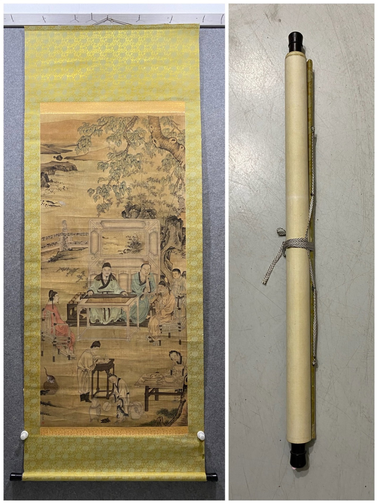 A Chinese Vertical Scroll Ink Painting of Character and Story on Silk: A Chinese Vertical Scroll Ink Painting of Character and Story on Silk,Chou Ying,Size:57.5inx26.8in 一幅中国水墨绢本人物故事Ĭ