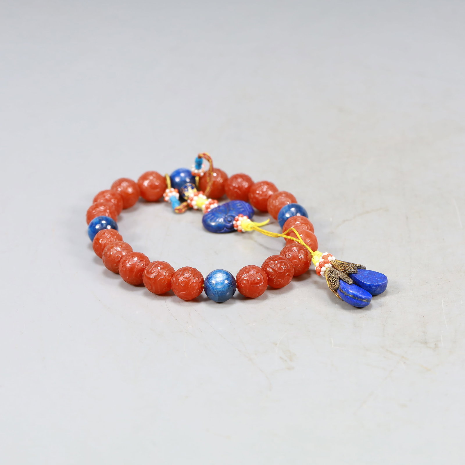 An Exquisite Agate Bracelets - 5