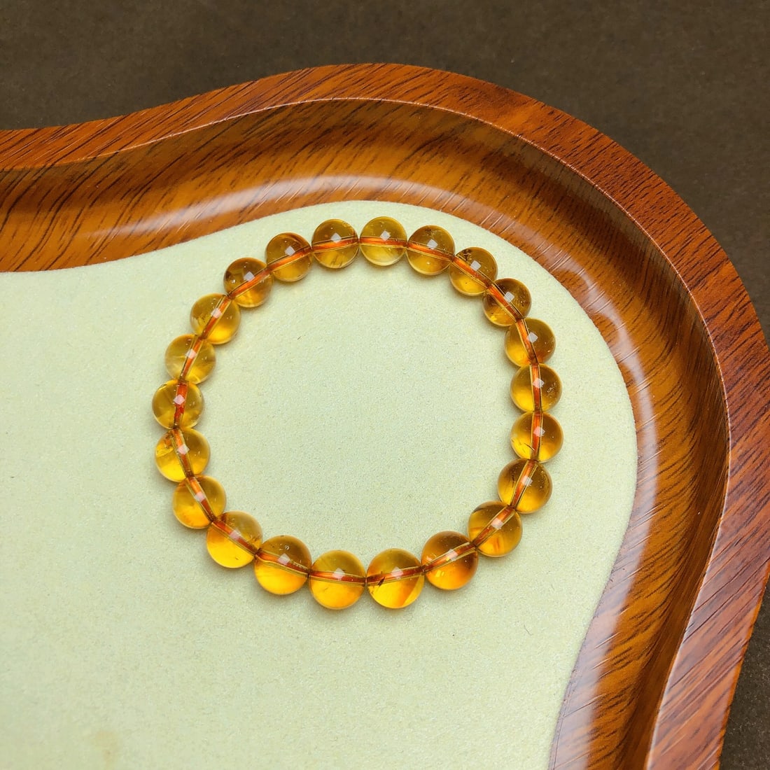 An Exquisite Crystal Bracelet: An Exquisite Crystal Bracelet,Size:0.3in,Weight:20g 水晶手串