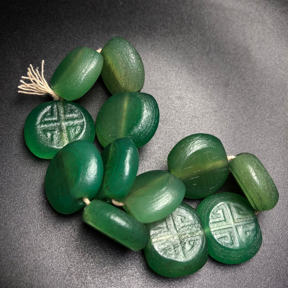 A Precious Agate Bracelets - 2