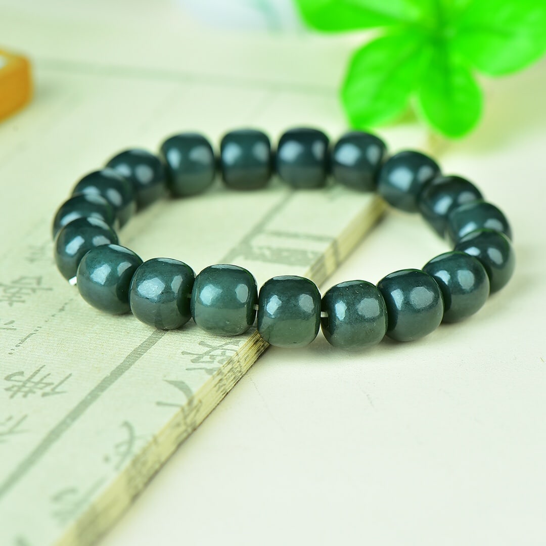 An Exquisite Sapphire Bracelets - 2