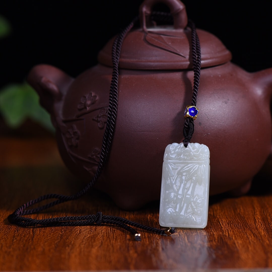 An Exquisite White Jade Pendant - 4