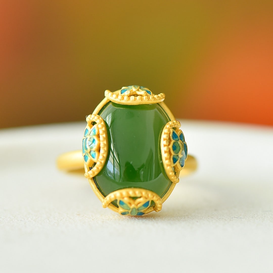 An Exquisite Sterling Silver-Gold Plated Inlaid Jasper Enamel Ring: An Exquisite Sterling Silver-Gold Plated Inlaid Jasper Enamel Ring,Size:0.5inx0.6in 纯银镀金镶碧玉珐琅戒指
