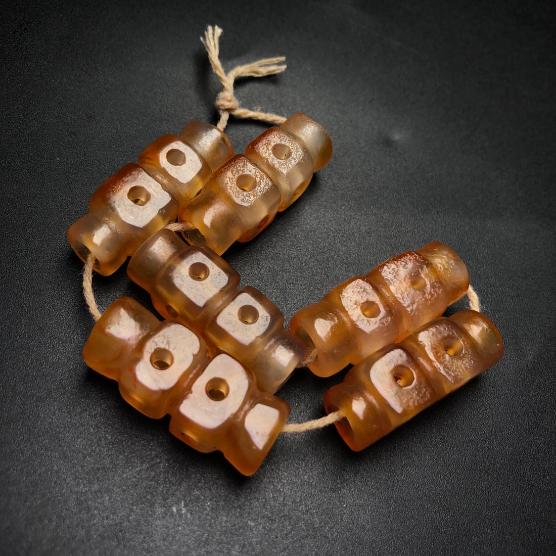 A Precious Agate Bracelets - 4