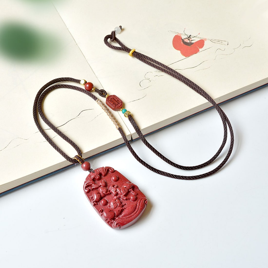 An Exquisite Cinnabar Animal Pattern Pendant - 5