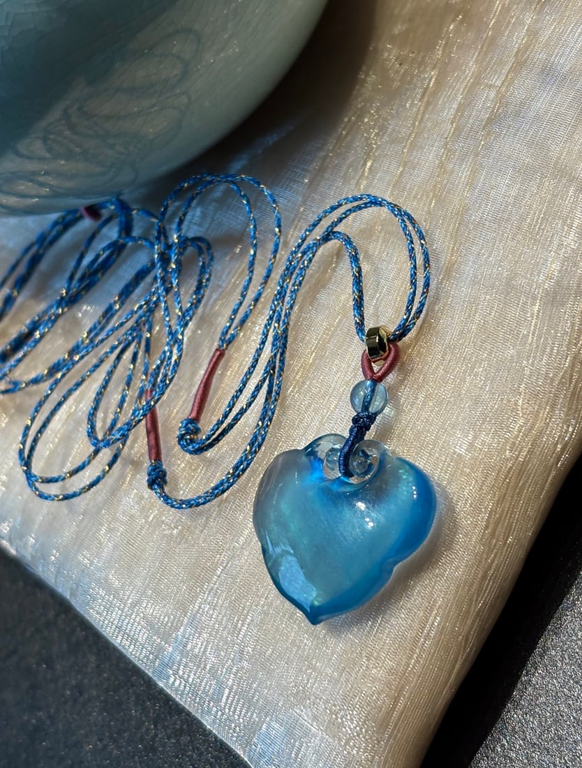 An Exquisite Aquamarine Pendant - 3