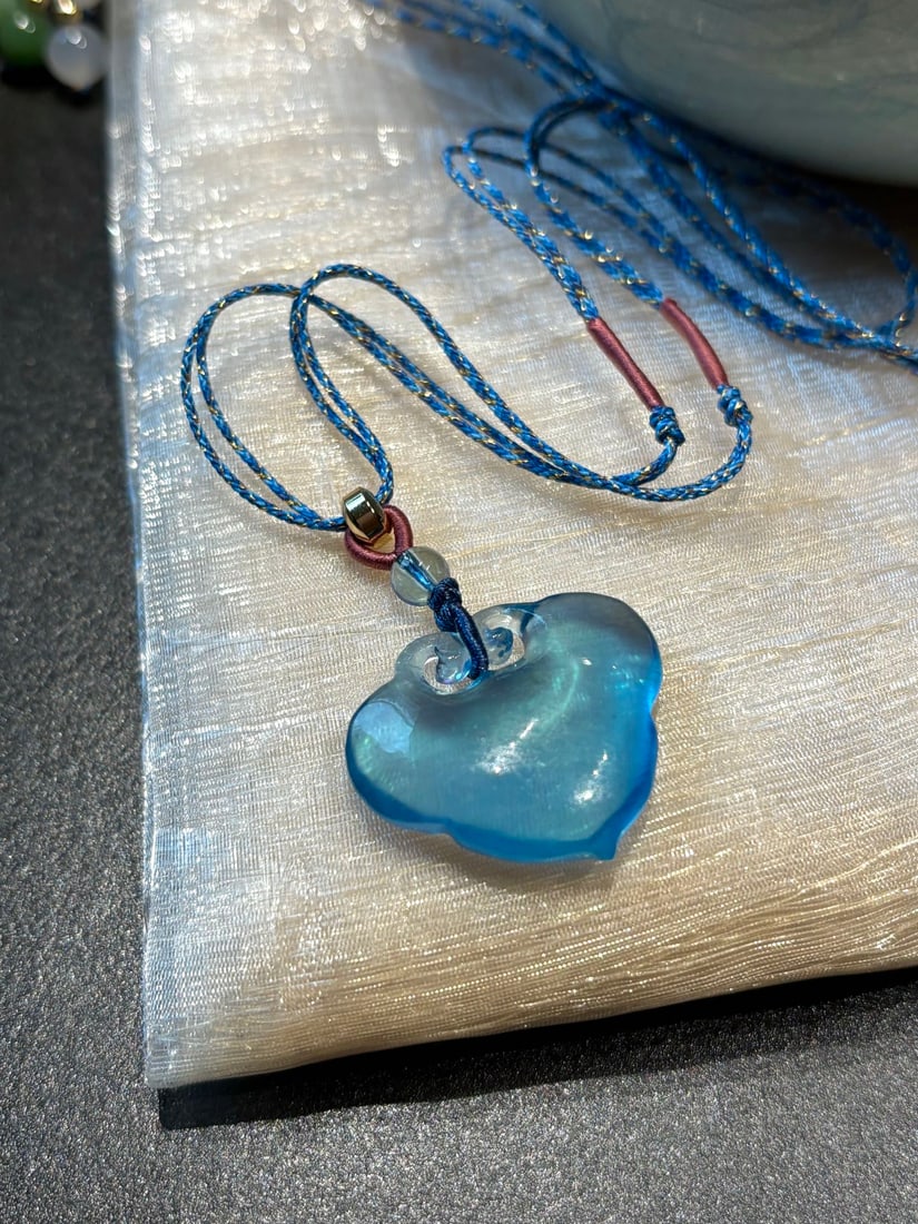 An Exquisite Aquamarine Pendant - 6