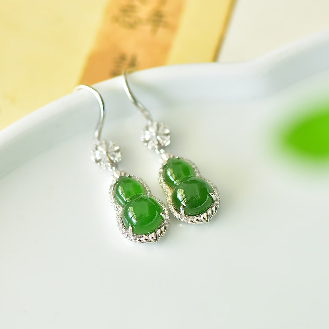 A Pair of Exquisite Sterling Silver Inlaid Jasper Earrings,Inlaid Diamond: A Pair of Exquisite Sterling Silver Inlaid Jasper Earrings,Inlaid Diamond,Size:0.4inx1.6in 一对纯银镶碧玉耳环,嵌钻石