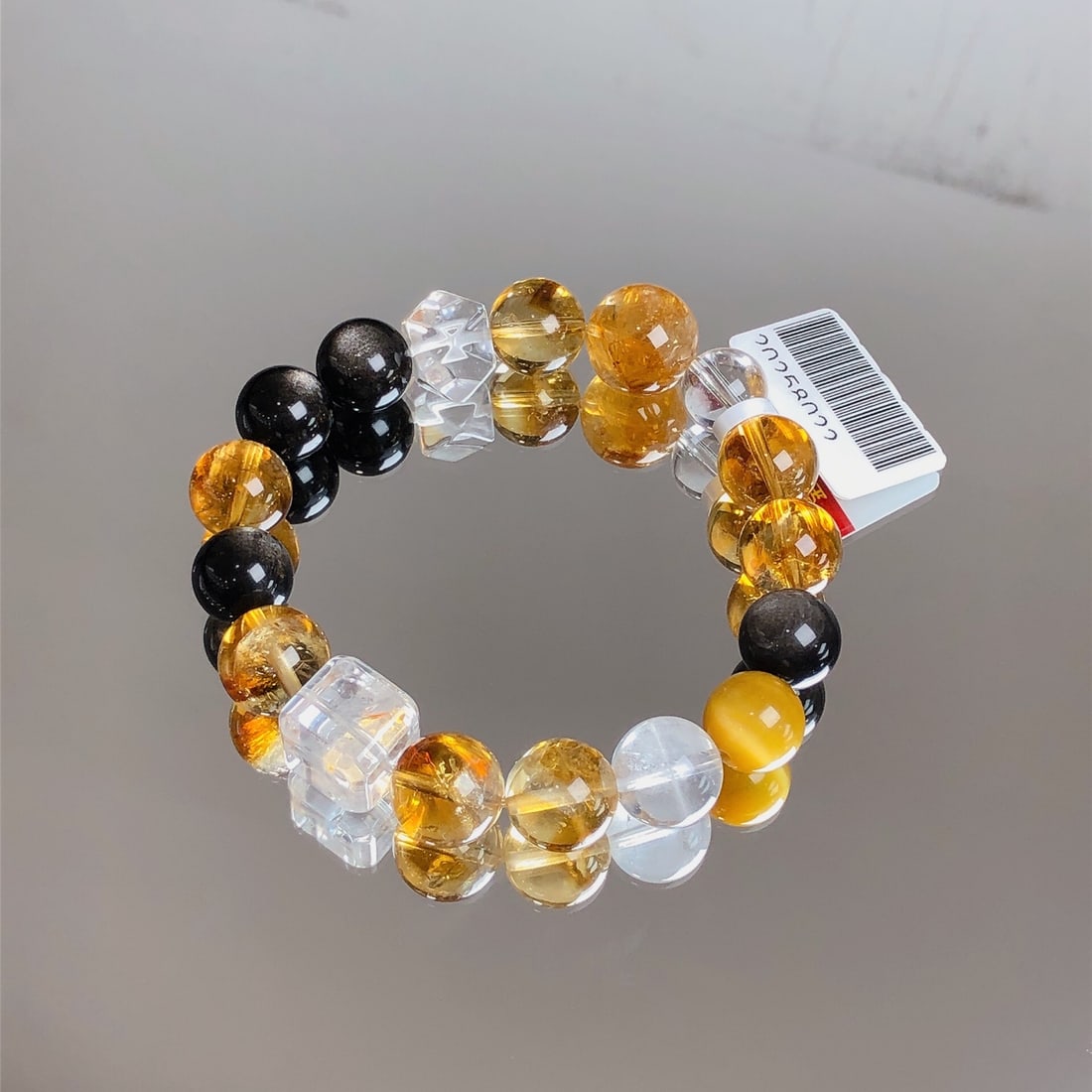 An Exquisite Crystal Bracelet - 2