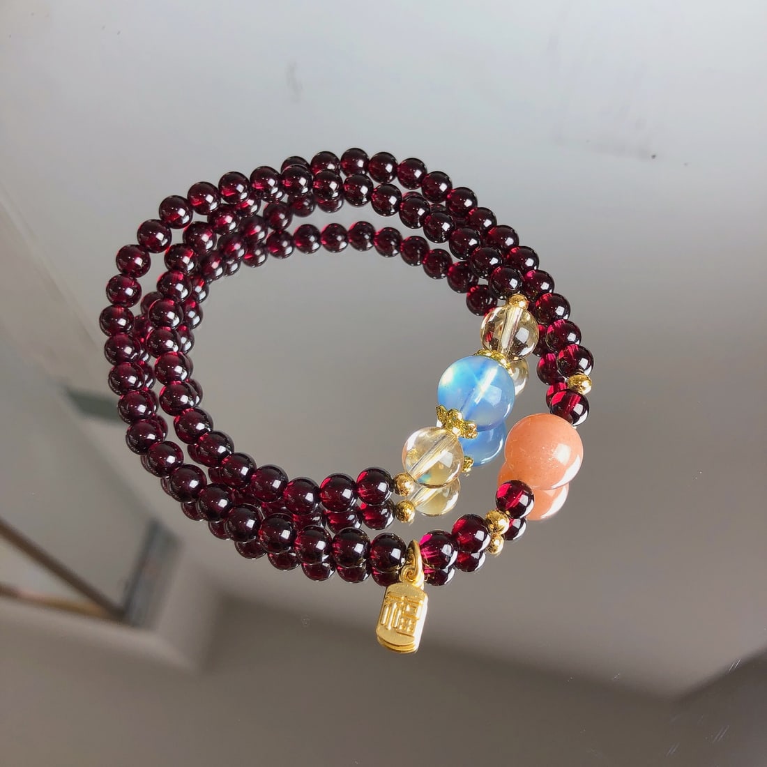 An Exquisite Crystal Bracelets - 8