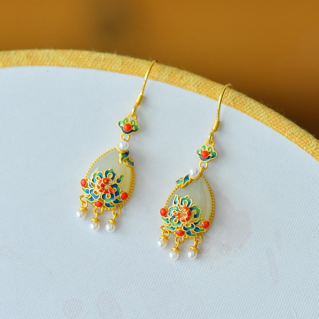 A Pair of Exquisite Sterling Silver-Gold Plated Inlaid White Jade Enamel Earrings: A Pair of Exquisite Sterling Silver-Gold Plated Inlaid White Jade Enamel Earrings,Size:0.4inx0.6in