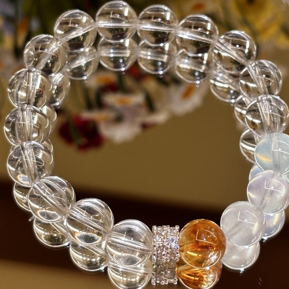 An Exquisite Crystal With Aquamarine Bracelet: An Exquisite Crystal With Aquamarine Bracelet,Size:0.4in 水晶配海蓝宝手串
