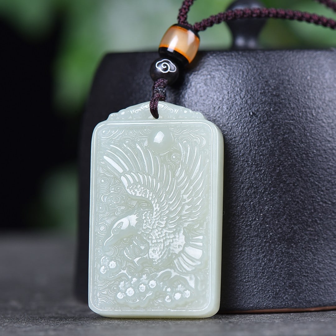 An Exquisite White Jade Eagle Pattern Pendant - 3