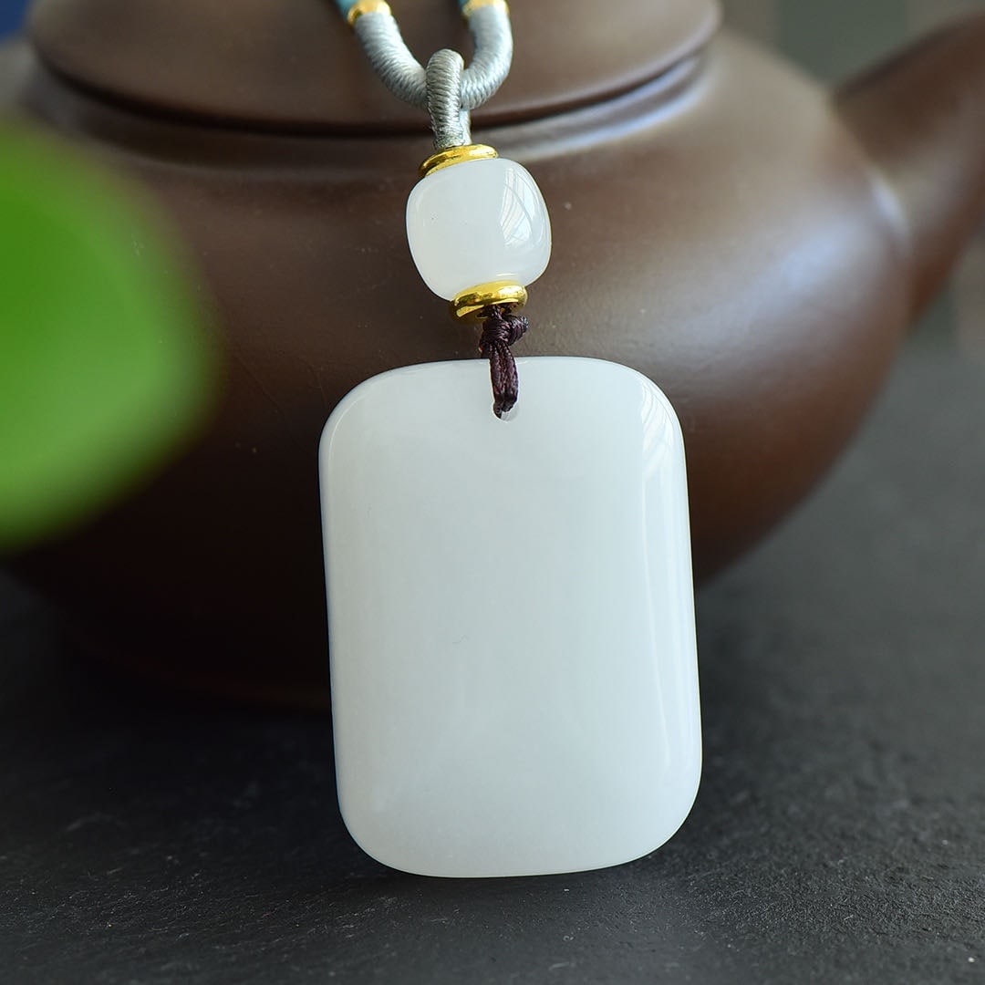 An Exquisite White Jade Pendant - 4