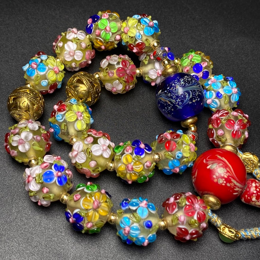 A Precious Glass Bracelets - 7