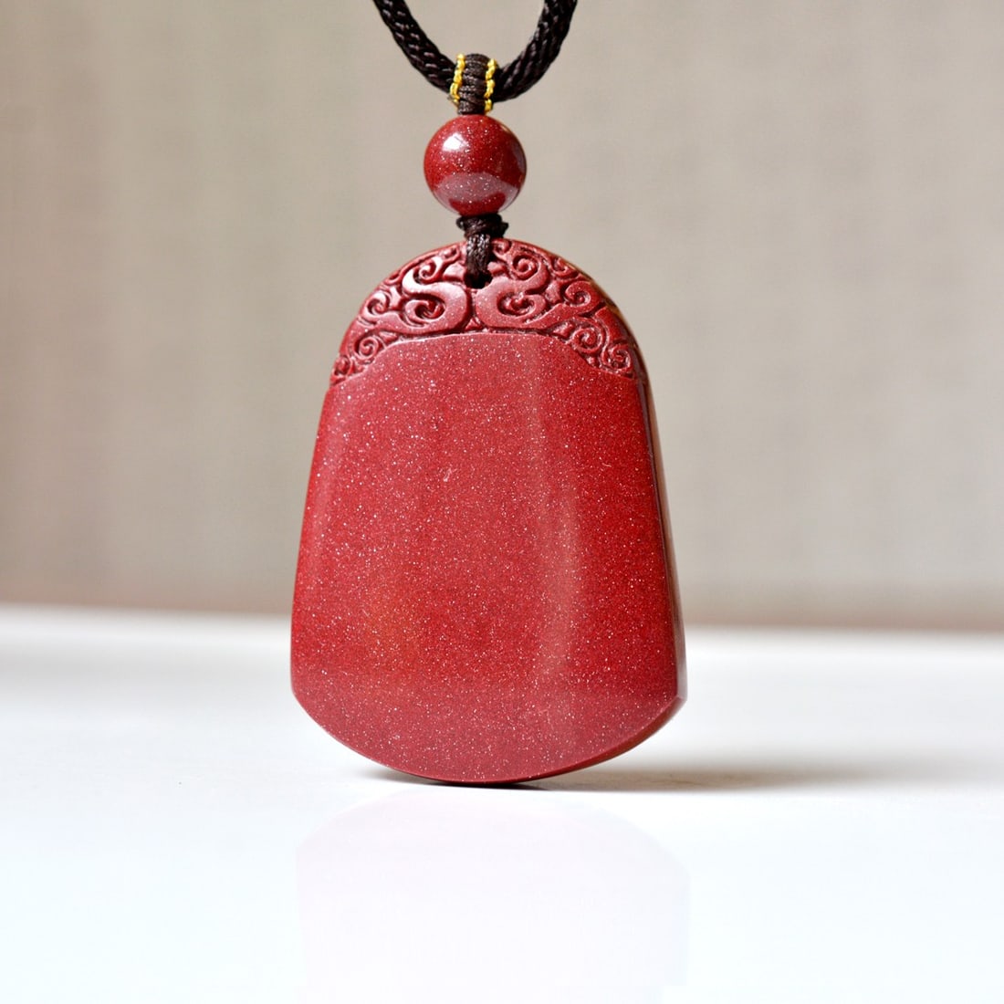 An Exquisite Cinnabar Pendant: An Exquisite Cinnabar Pendant,Size:1.2inx1.7in,Weight:30.2g 朱砂挂件