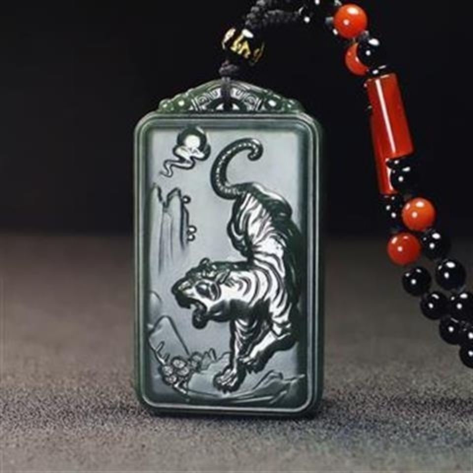 An Exquisite Cyan jade Tiger Pattern Pendant - 3