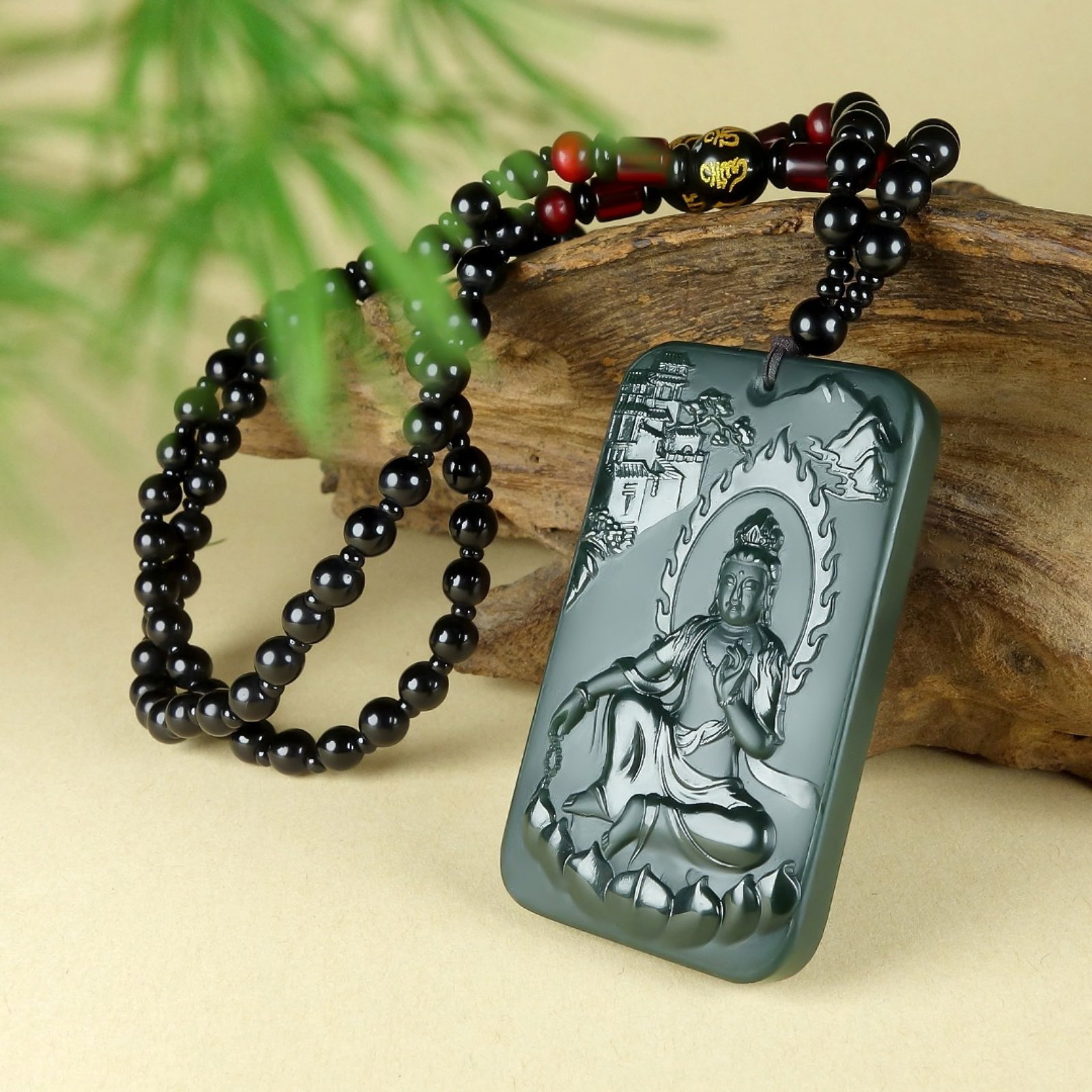 An Exquisite Greenish Jade Statue of Avalokitesvara Pendant - 6