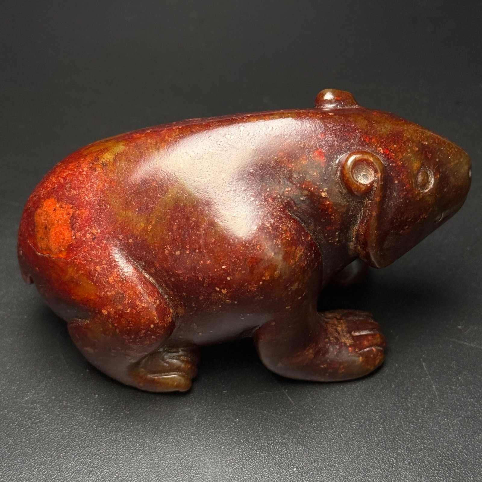 An Exquisite White Jade Bear Ornament - 3