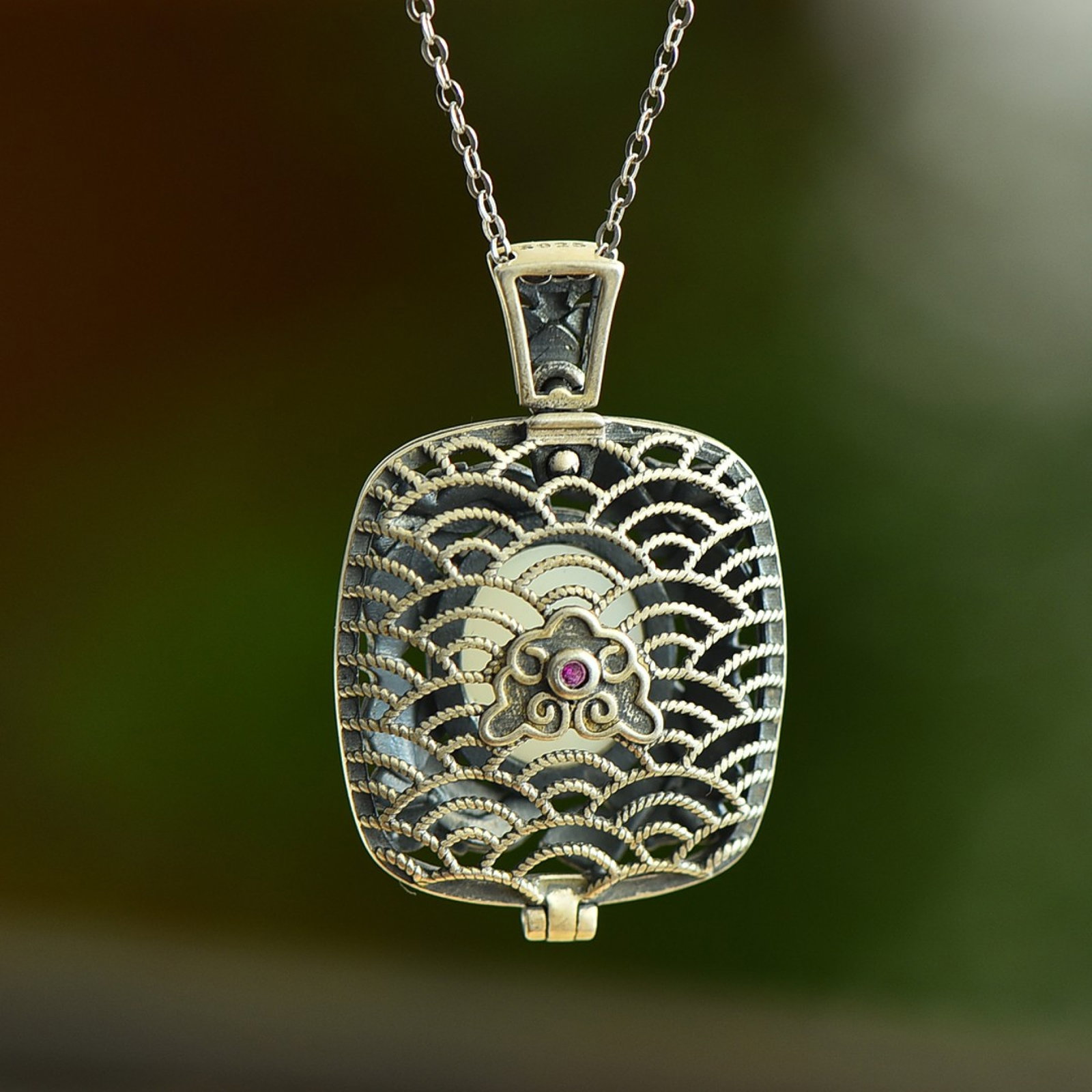 An Exquisite Sterling Silver Inlaid White Jade Pendant - 4