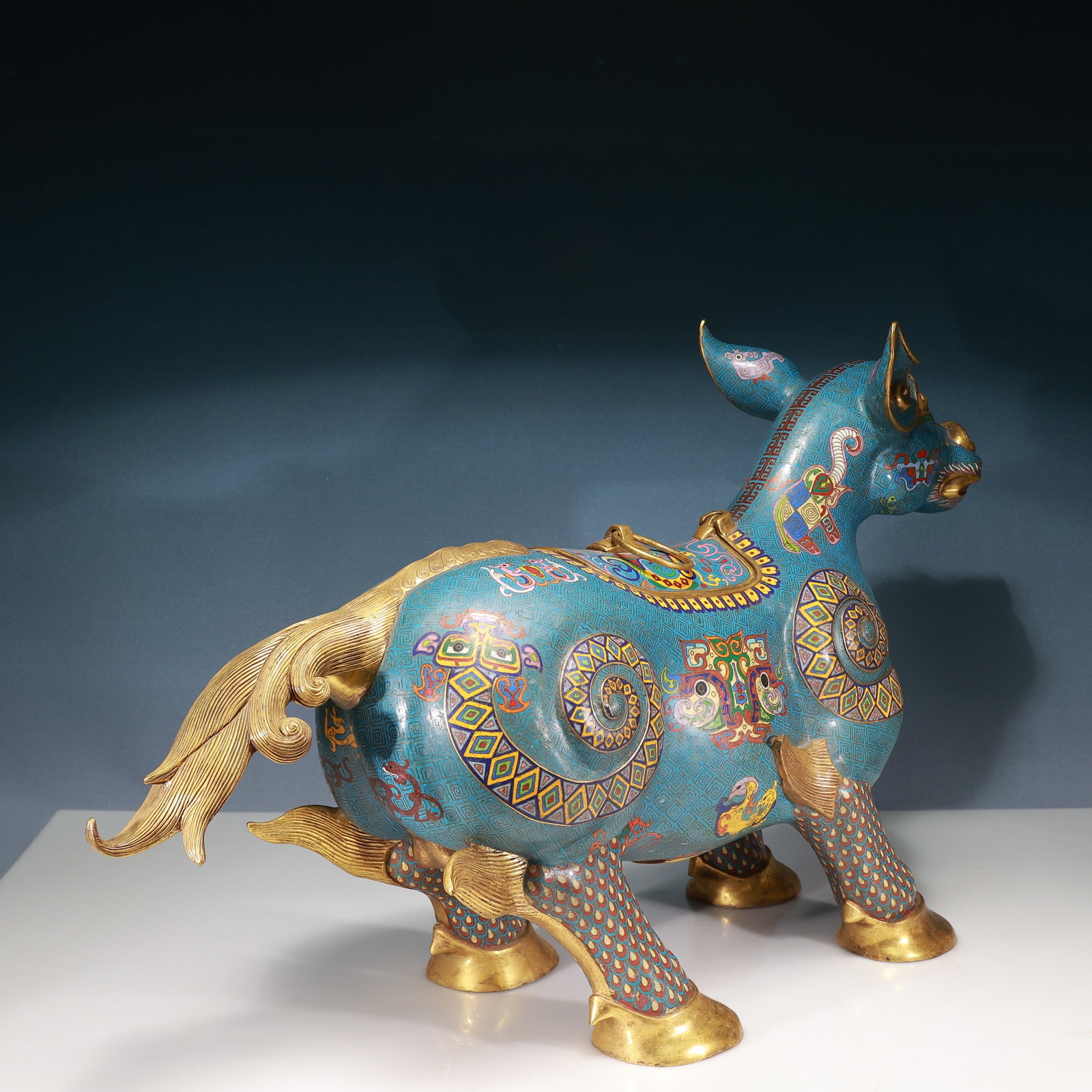 A Huge Cloisonne Beast-Face Pattern Auspicious Beast Ornament - 16