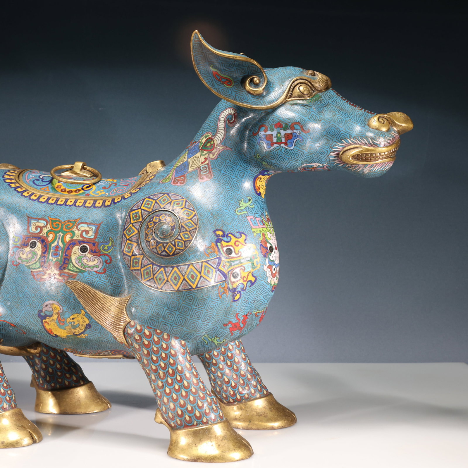 A Huge Cloisonne Beast-Face Pattern Auspicious Beast Ornament - 2