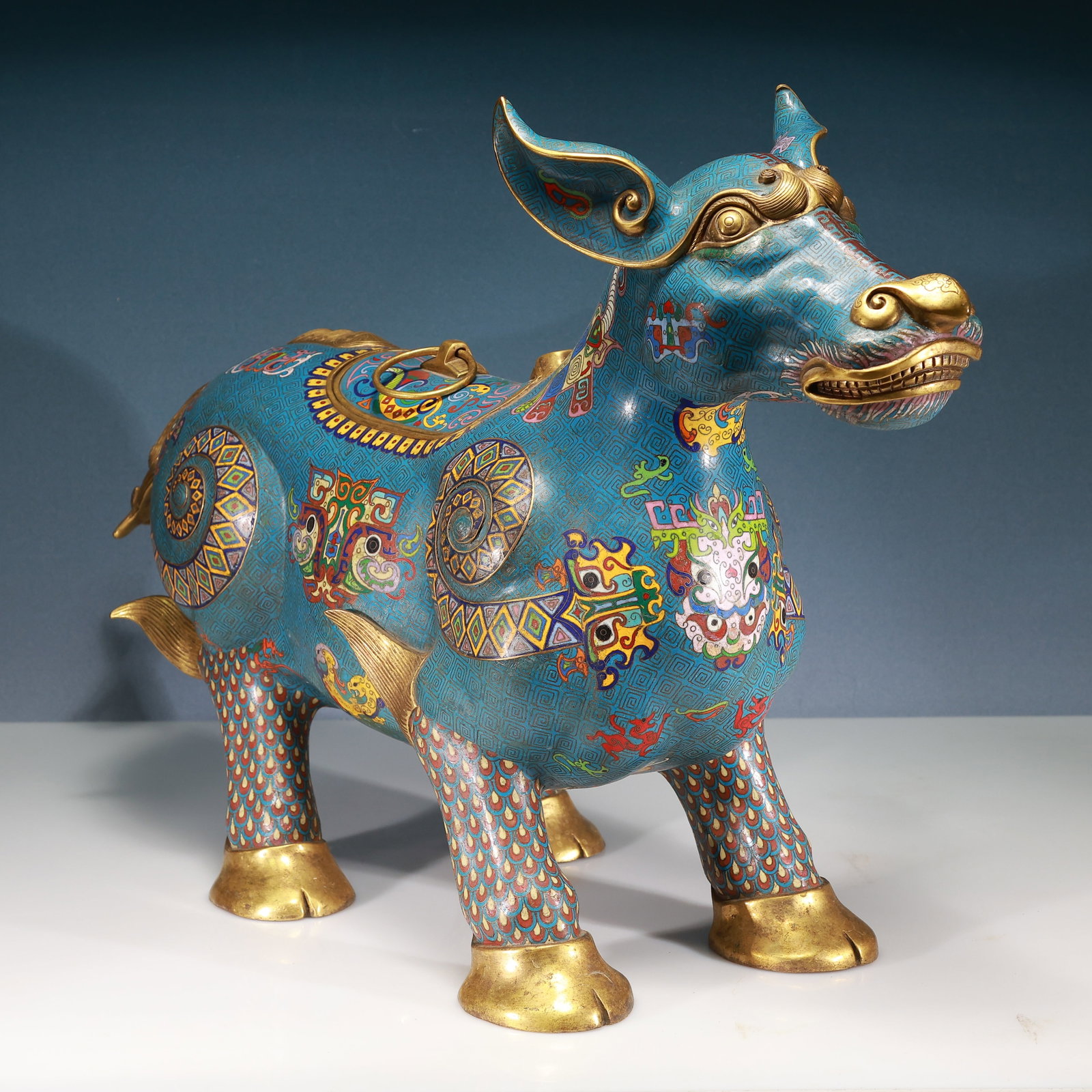 A Huge Cloisonne Beast-Face Pattern Auspicious Beast Ornament - 6