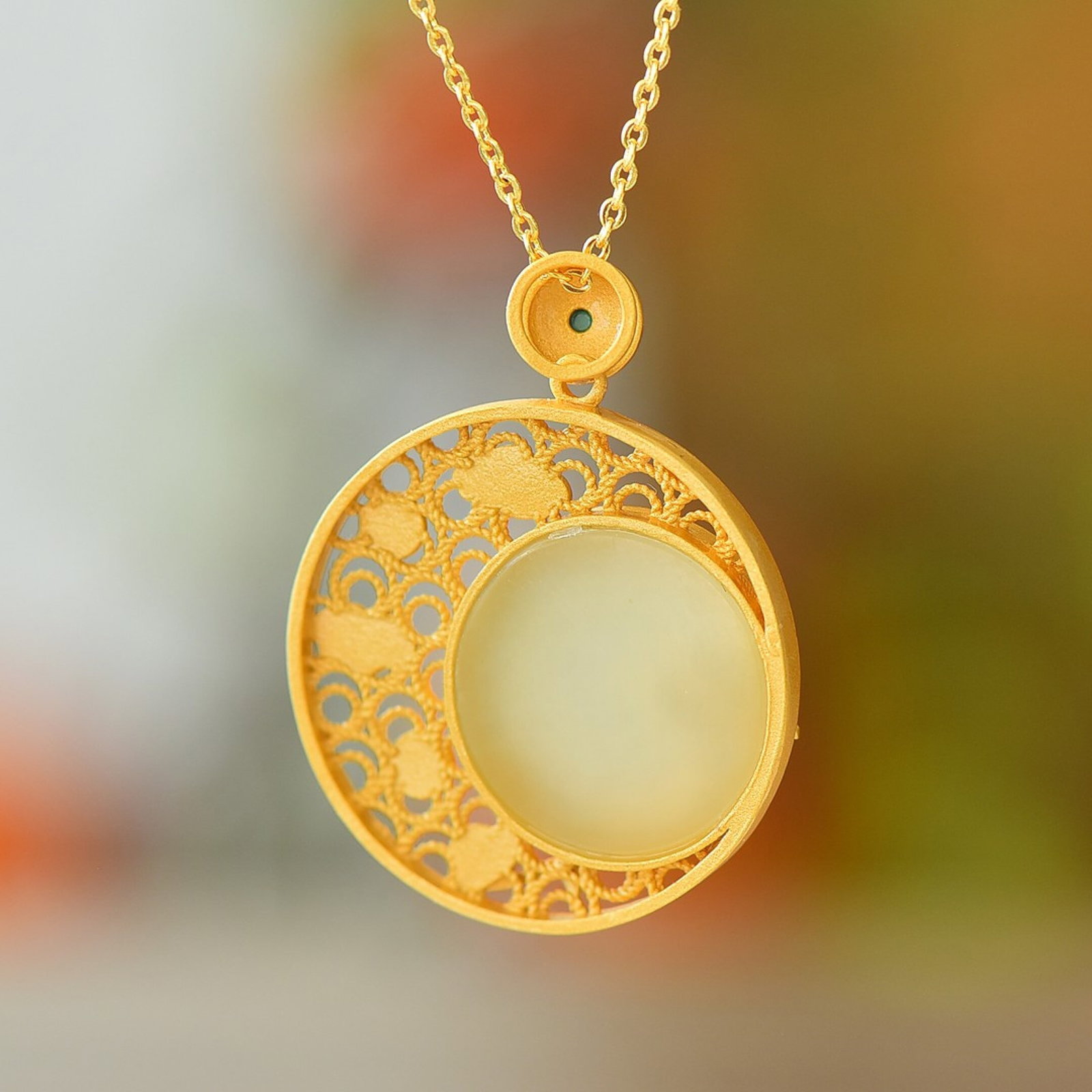 An Exquisite Sterling Silver-Gold Plated Inlaid White Jade Pendant - 5